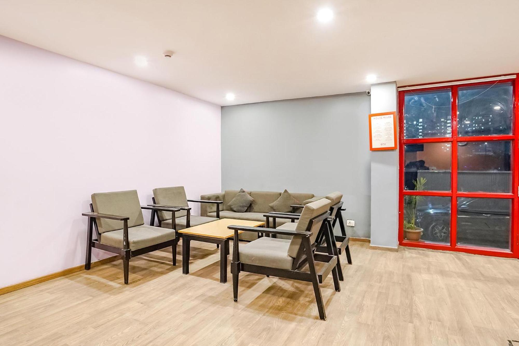 Indirapuram Super Townhouse O Hotel Aditya Residency Near Parthala Over Bridge Sector 121 Noida מראה חיצוני תמונה