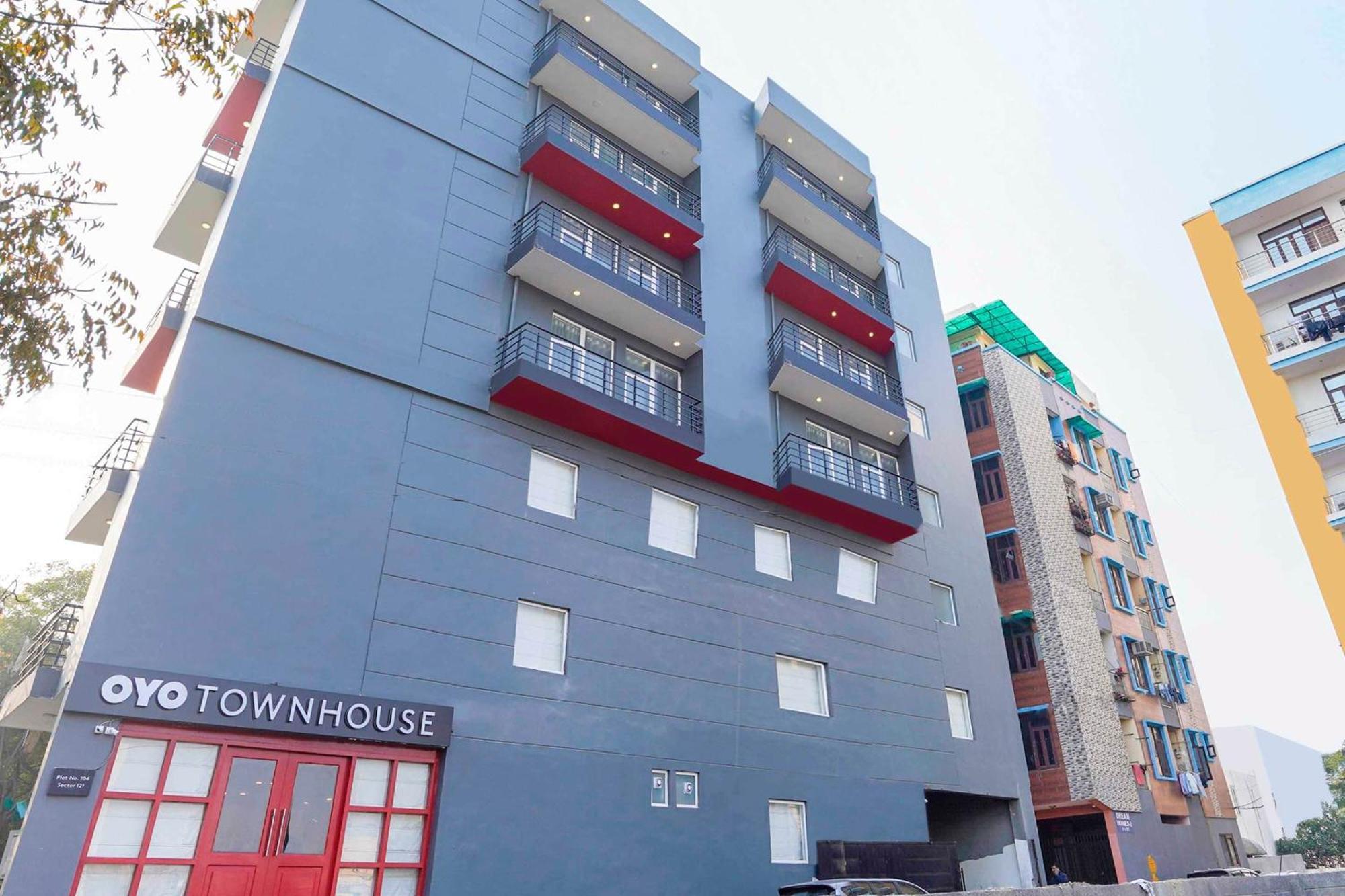 Indirapuram Super Townhouse O Hotel Aditya Residency Near Parthala Over Bridge Sector 121 Noida מראה חיצוני תמונה