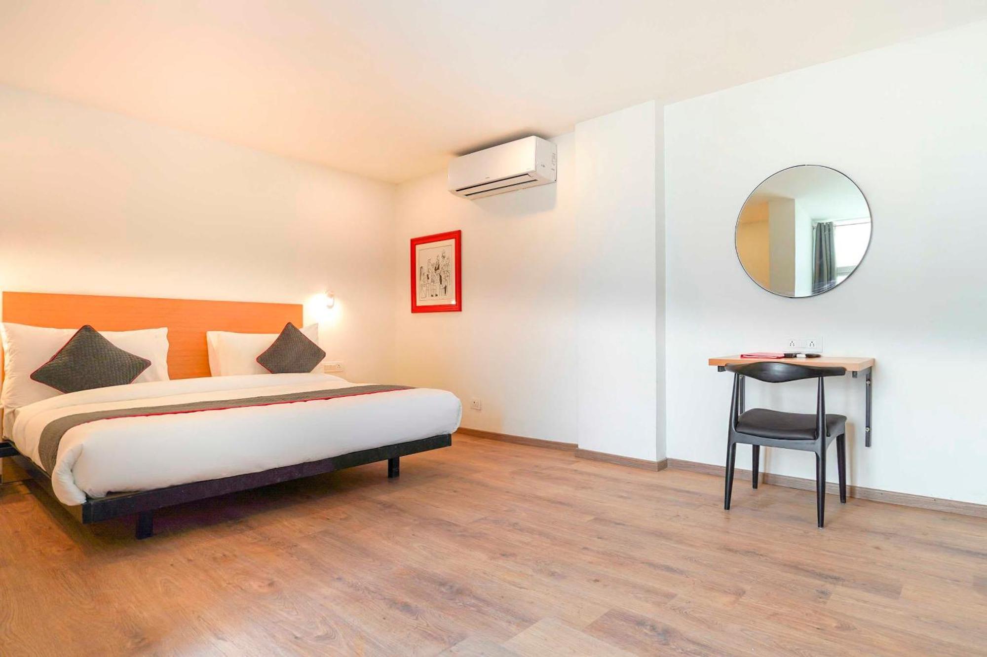 Indirapuram Super Townhouse O Hotel Aditya Residency Near Parthala Over Bridge Sector 121 Noida מראה חיצוני תמונה